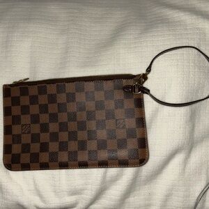 Louis Vuitton Pochette